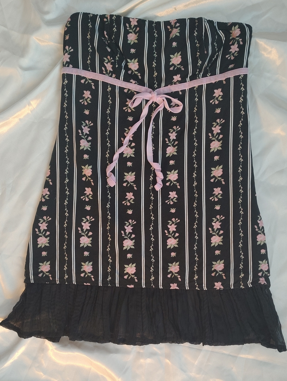 Princess Polly Black Floral Strapless Dress with Pink Ribbon